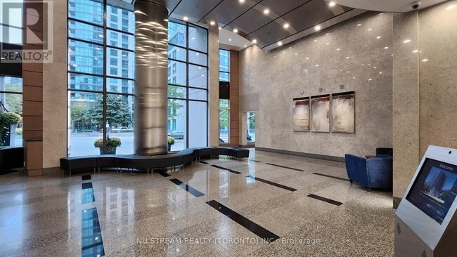 Photo du bâtiment - 219 Fort York Blvd