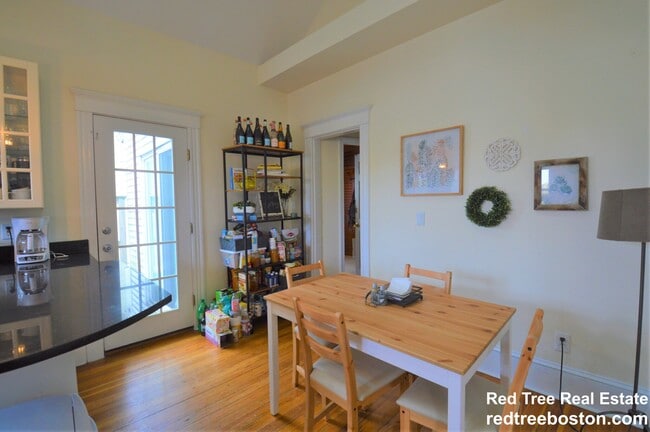 Building Photo - 14 Breck Ave