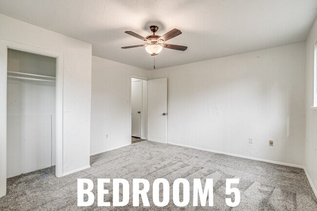 Foto del edificio - 1320 Youngfield St