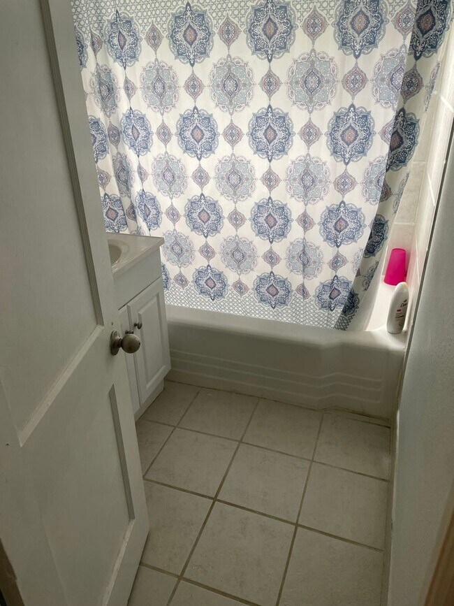 Foto del edificio - Adorable 2 Bedroom 1 Bath Home