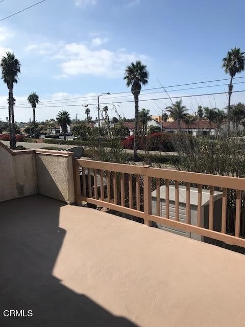 Primary Photo - 941 Dunes St