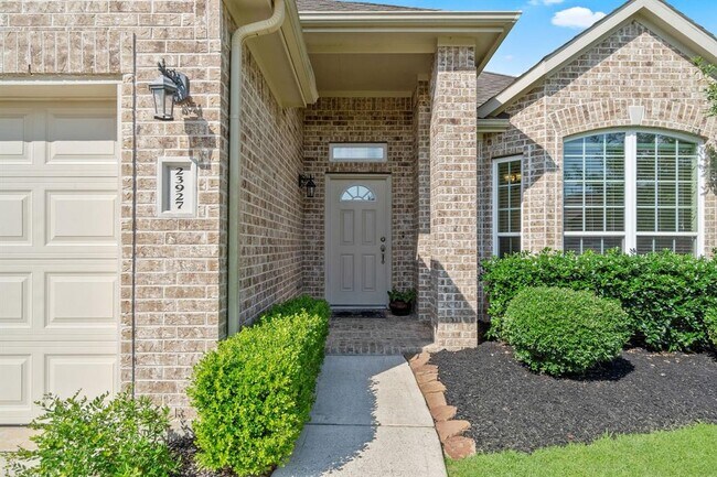 Building Photo - 23927 Augusta Falls Ln