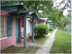 Building Photo - The Tour Apartments