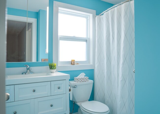 Photo du bâtiment - 36 Simcoe Pl