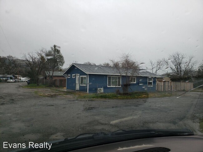 Building Photo - 3 br, 2 bath House - 12945 3rd Street