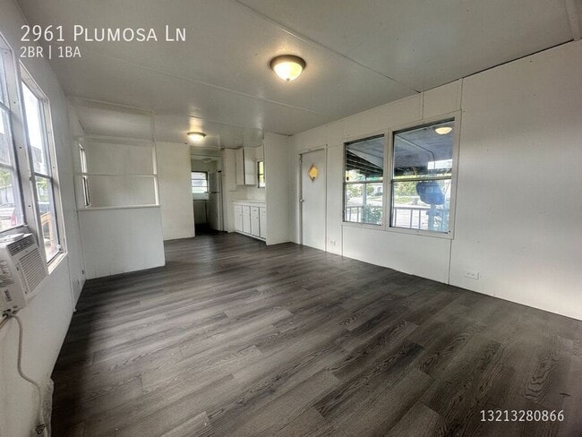 Photo - 2961 Plumosa Ln House