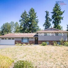 Building Photo - 11717 63rd Ave E