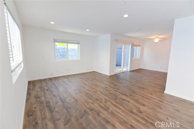 Foto del edificio - 257 Avenida Victoria