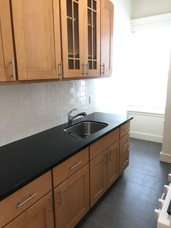 Building Photo - 1 bedroom in San Francisco CA 94123