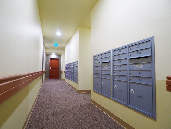 Foto del edificio - Estates at Hillside Gardens Affordable Senior Community