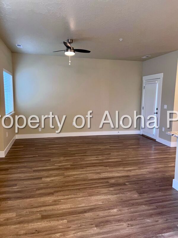 Foto del edificio - 3582 E Grand Forest Dr