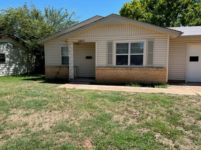 Primary Photo - 2317 S 41st St