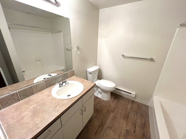 Building Photo - Aladdin Townhomes