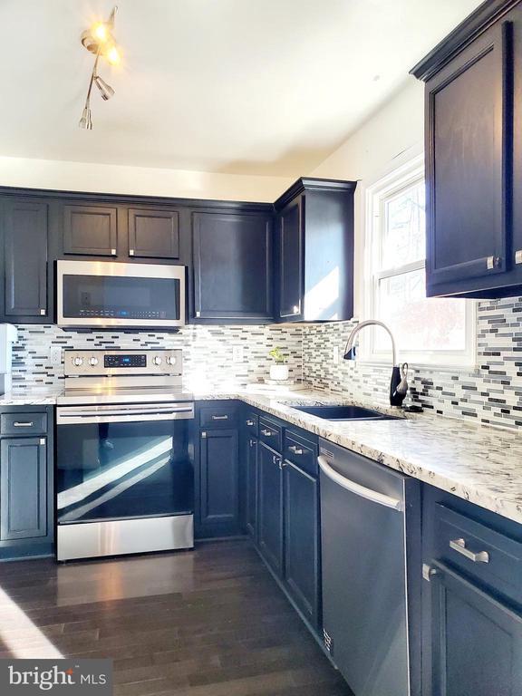 Building Photo - 12001 Brice House Ct