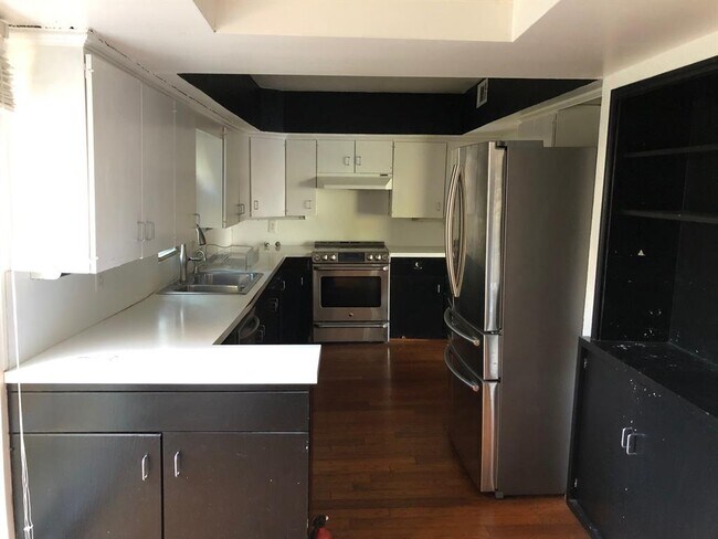 Foto del edificio - 3217 Mockingbird Ln