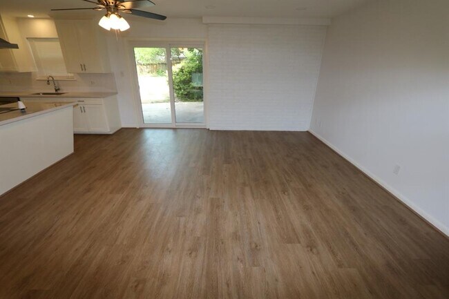 Foto del edificio - 5414 Spellman Rd