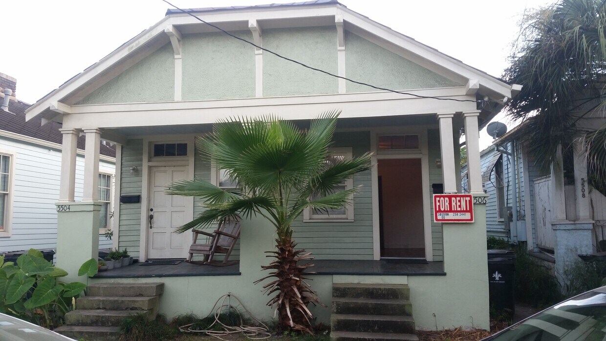 Primary Photo - 5504 Annunciation St