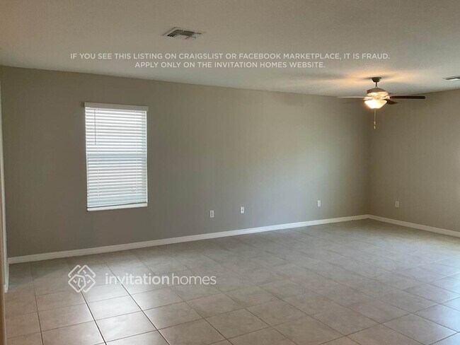 Building Photo - 2273 Treesdale Ave