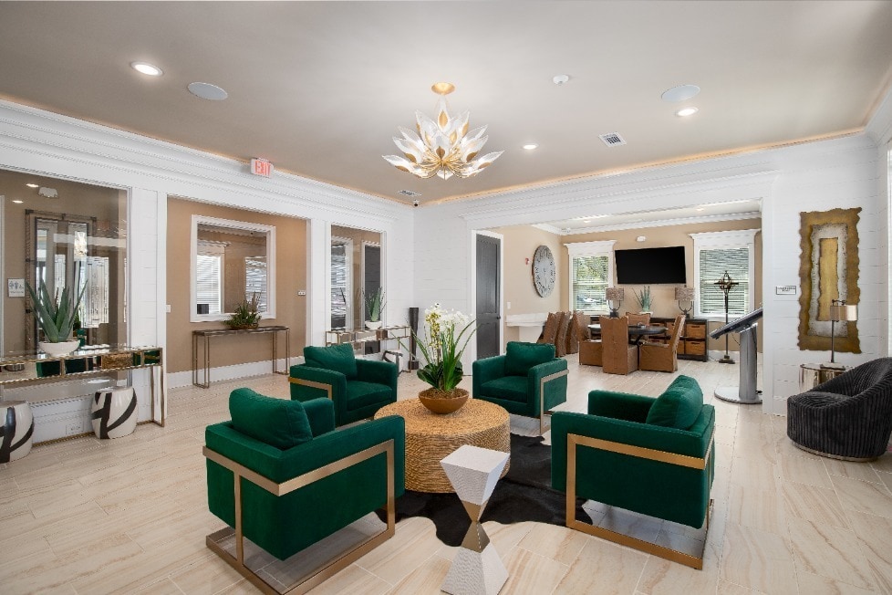 Primary Photo - Retreat at Redstone