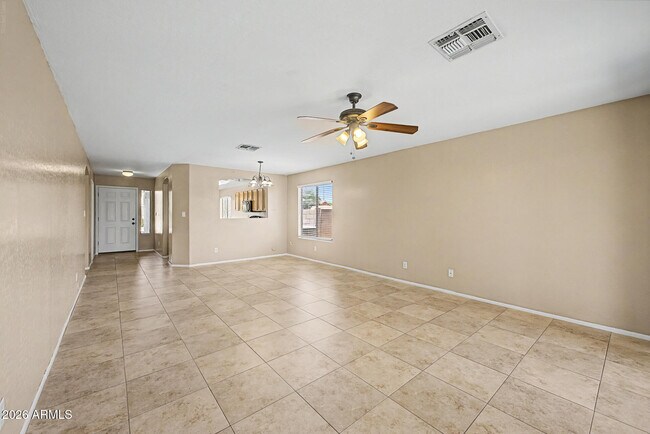 Foto del edificio - 13153 W Mauna Loa Ln