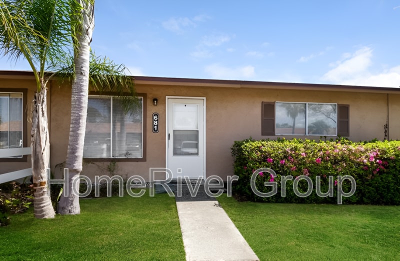 Foto principal - 681 W Rosewood Ln