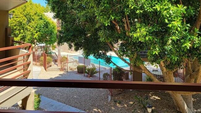 Building Photo - 4850 E Desert Cove Ave