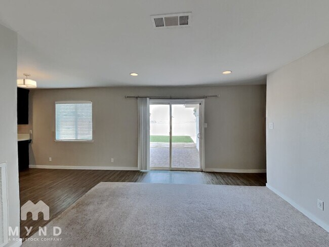 Foto del edificio - 1013 James Lovell St