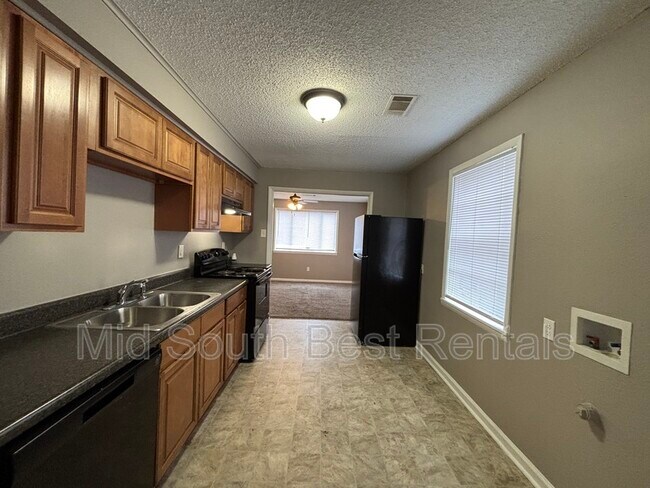 Foto del edificio - 1629 S Valentine St