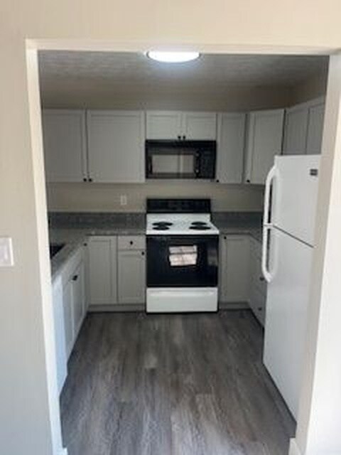 Foto del edificio - 1462 W Rockcrest Dr