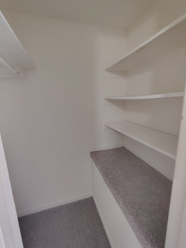 Foto del edificio - 600 Reusens Rd