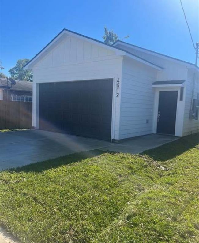 Building Photo - 4512 Mallow St