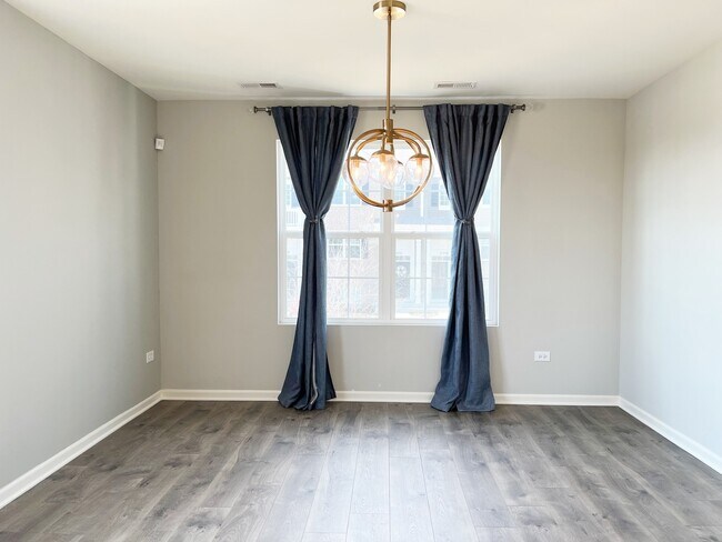 Foto del edificio - 901 Bradford Dr