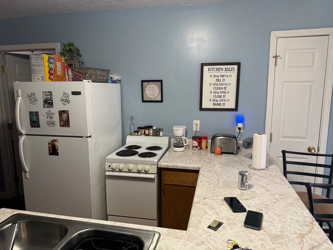 Building Photo - 199 Ricedale Cir