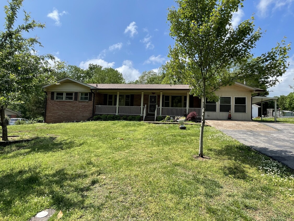 Foto principal - 138 Circle Dr