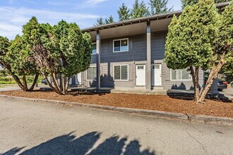 Building Photo - 837 4th Ave N