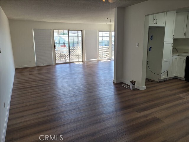 Foto del edificio - 34022 Granada Dr