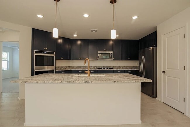 Foto del edificio - 2432 W Jessica Ln