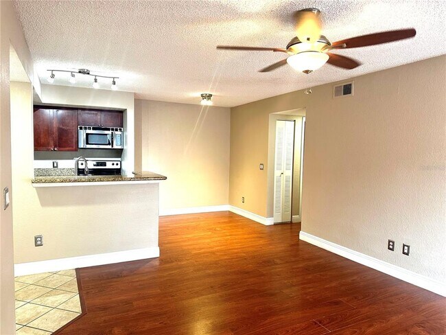 Foto del edificio - 5116 Conroy Rd