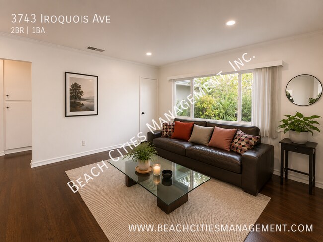 Foto del edificio - 3743 Iroquois Ave