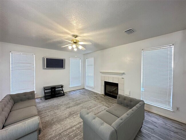 Foto del edificio - 10722 Brookshire Ln