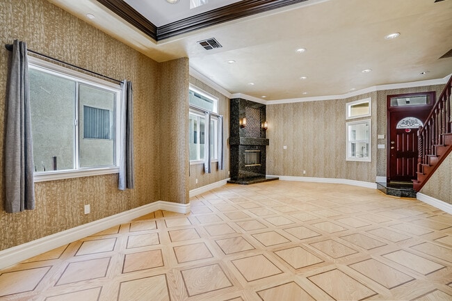 Building Photo - 4520 Fulton Ave