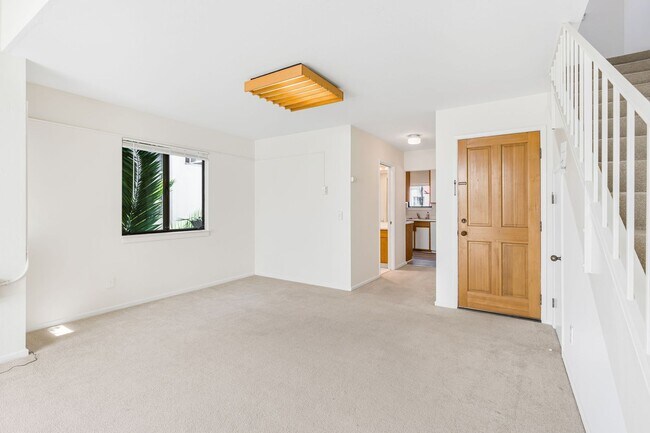 Foto del edificio - North Berkeley Condo – Steps from Campus w...