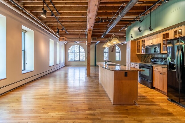Building Photo - 1720 Wynkoop St