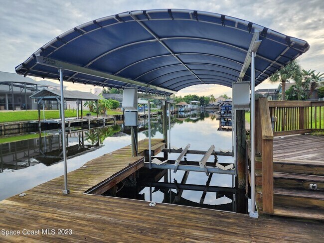 Building Photo - 1510 Bella Casa Ct