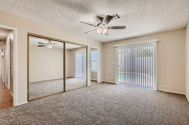 Building Photo - 5822 Queenstown Way