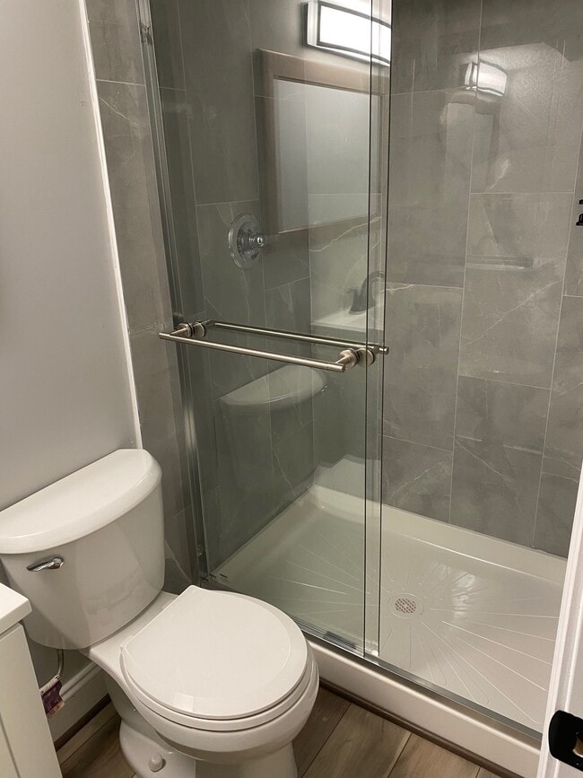 Photo - 1233 N Luzerne Ave Townhome