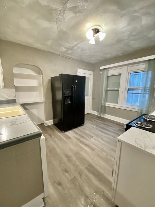 12-14 Ledyard St - 12-14 Ledyard St