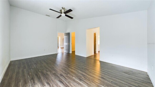 Building Photo - 214 Monaco Dr