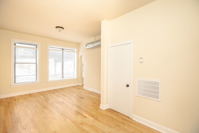 Foto del edificio - 262 W 26th St