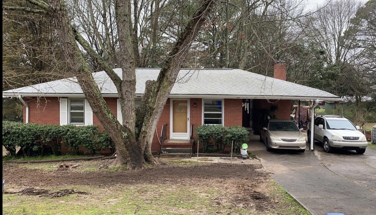 Primary Photo - 4545 Hendrix Dr